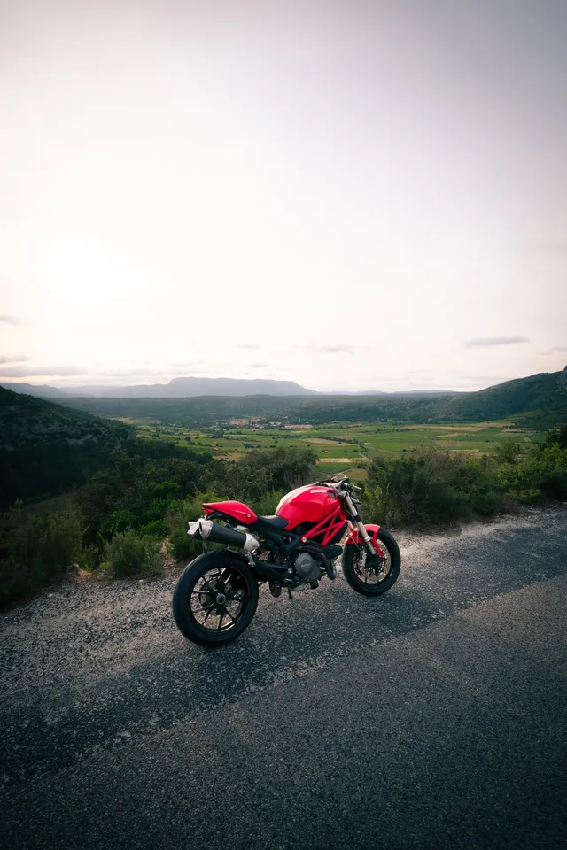 Romain - Ducati Monster 796 - Vingrau — photo 2