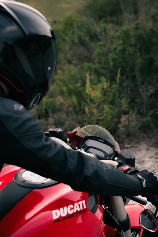 Romain - Ducati Monster 796 - Vingrau — photo 4